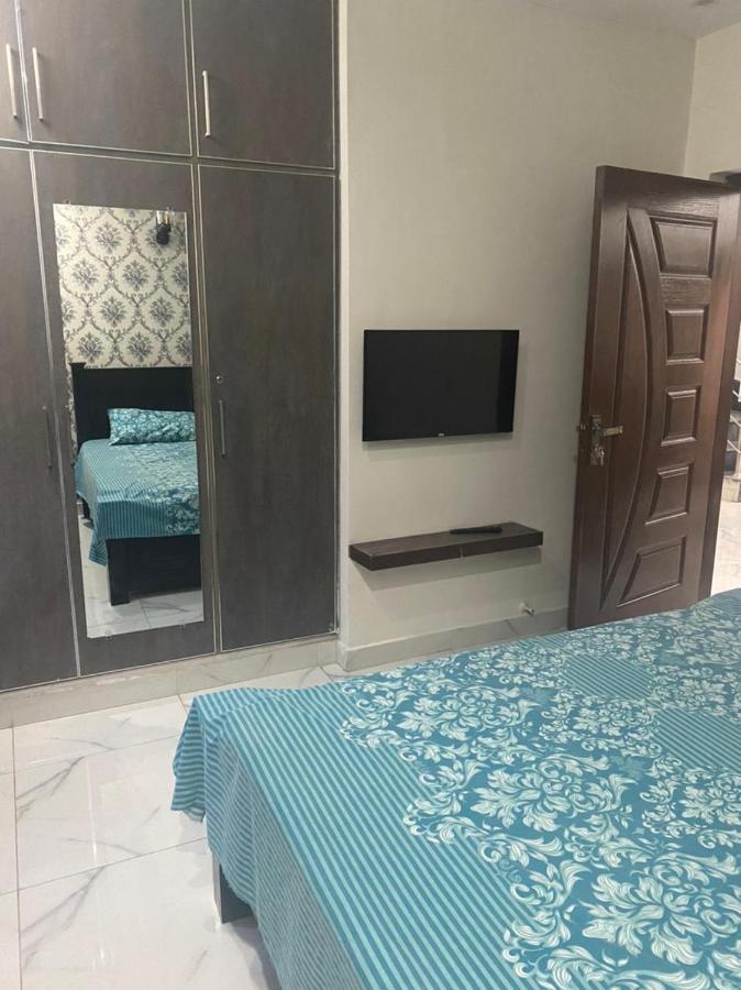 לאהור Grey Orchard Homestay - A Family Place מראה חיצוני תמונה