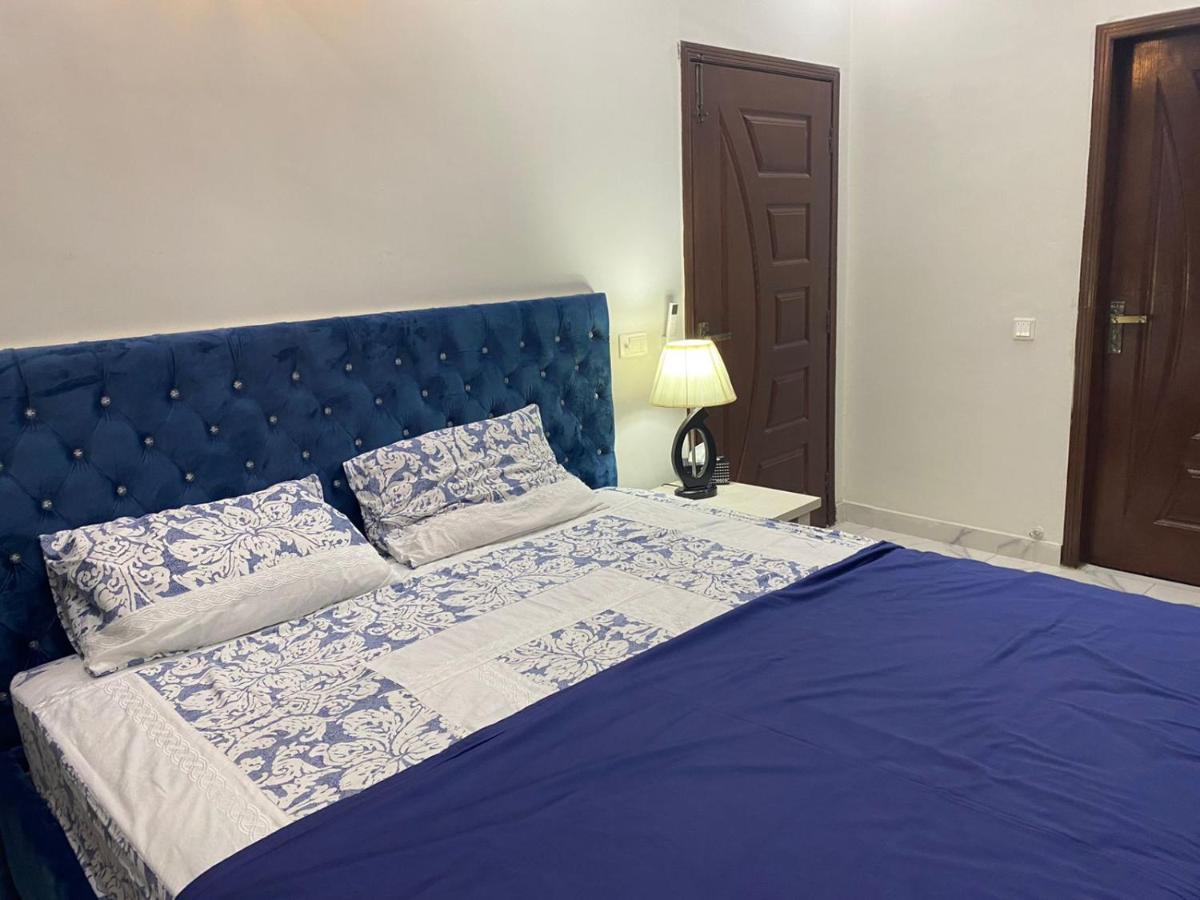 לאהור Grey Orchard Homestay - A Family Place מראה חיצוני תמונה