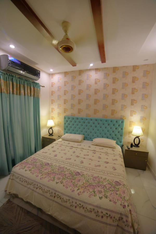 לאהור Grey Orchard Homestay - A Family Place מראה חיצוני תמונה