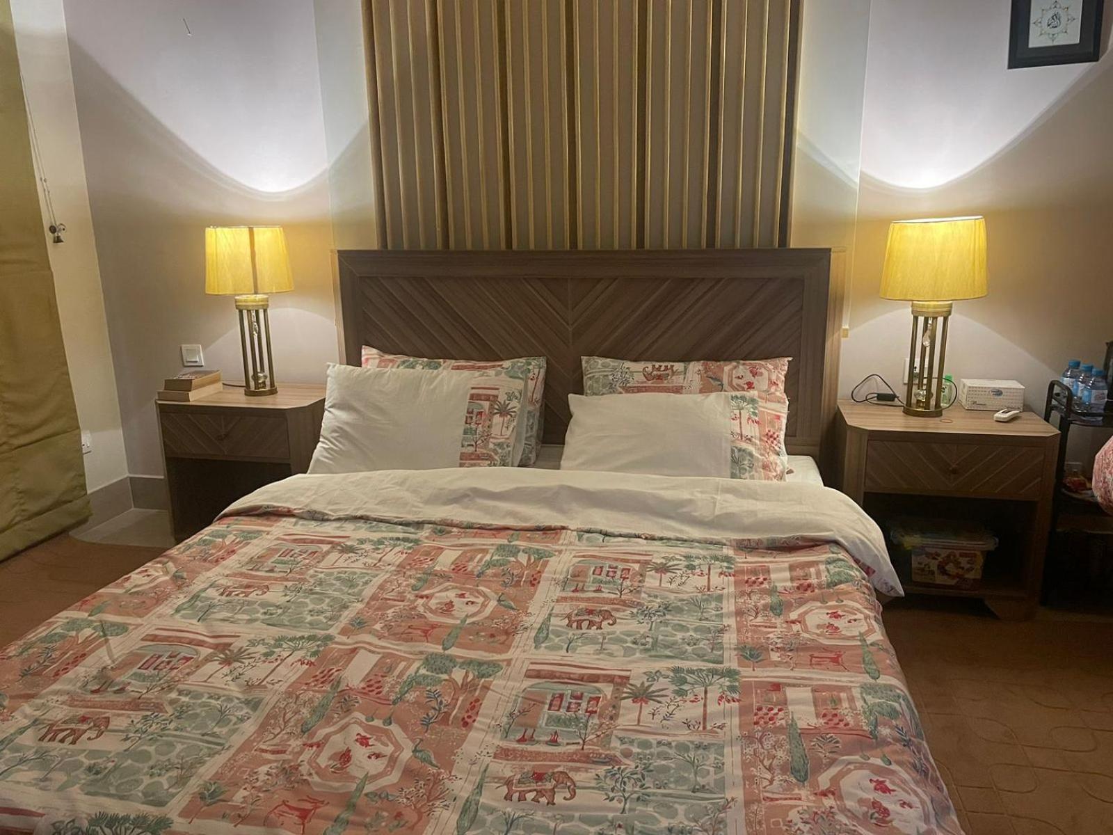 לאהור Grey Orchard Homestay - A Family Place מראה חיצוני תמונה