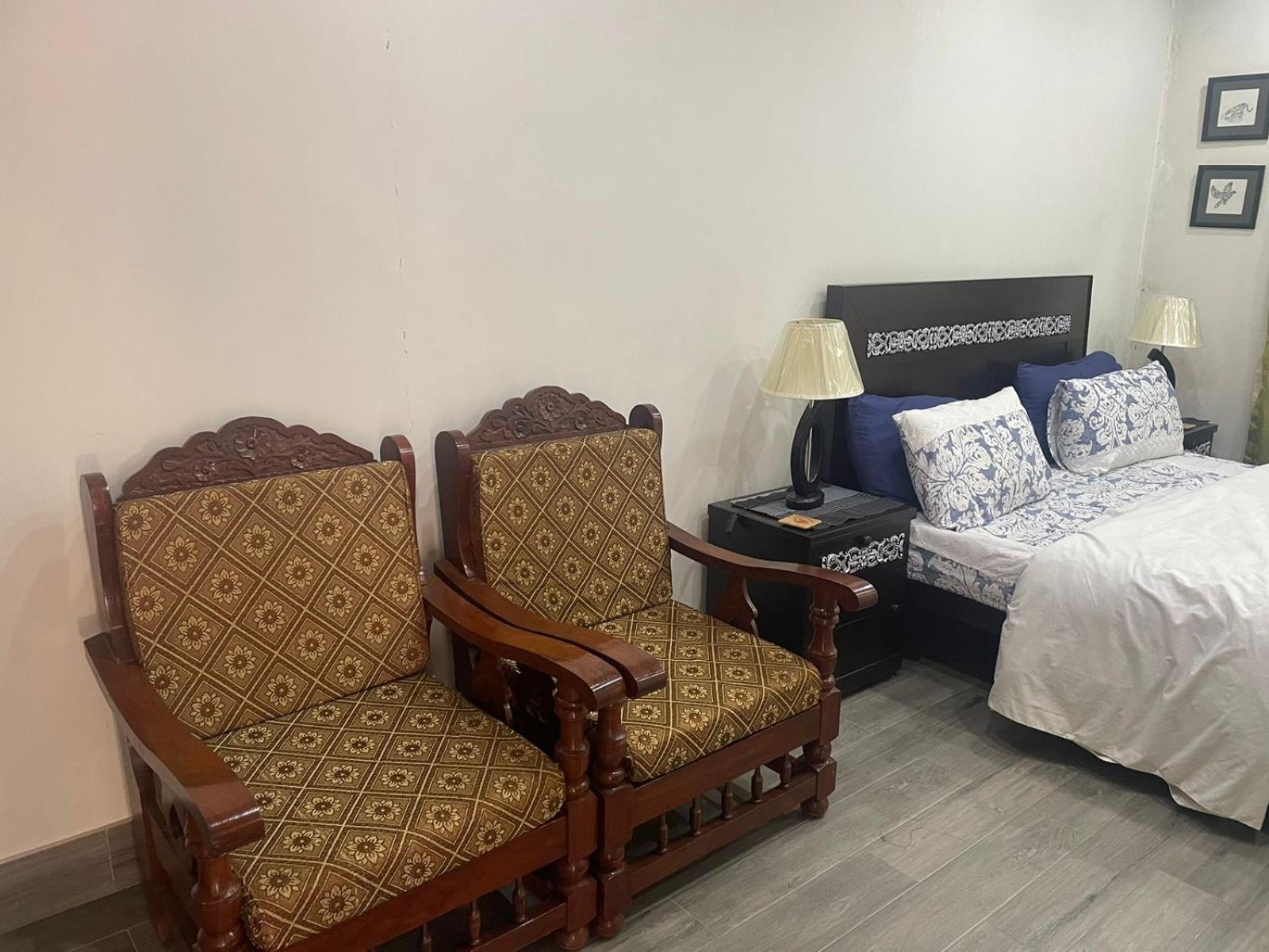 לאהור Grey Orchard Homestay - A Family Place מראה חיצוני תמונה