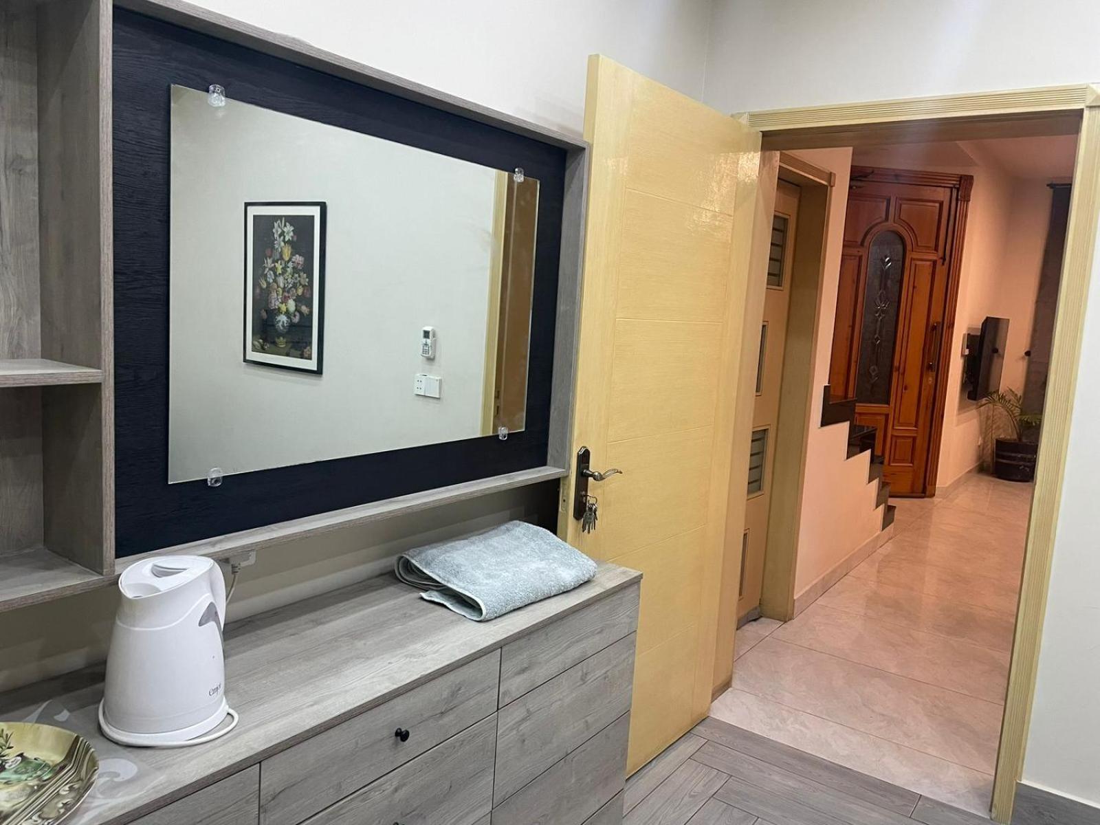 לאהור Grey Orchard Homestay - A Family Place מראה חיצוני תמונה