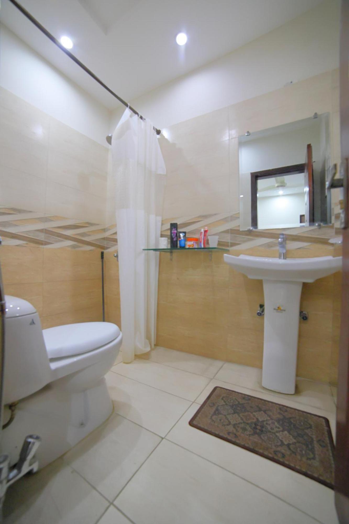 לאהור Grey Orchard Homestay - A Family Place מראה חיצוני תמונה